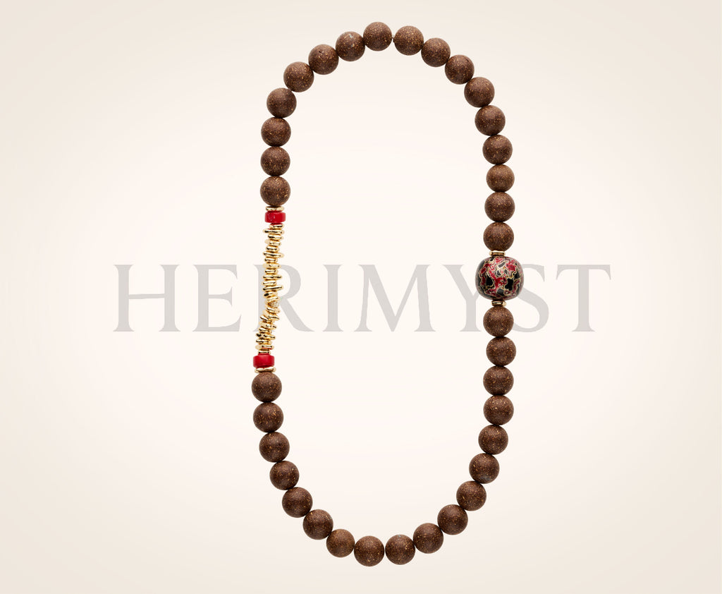 Ān Lán incense bead bracelet – Dragon Amber Classic Blend from HERIMYST Mindful Calm Collection, handcrafted agarwood and sandalwood jewelry for meditation and tranquility.